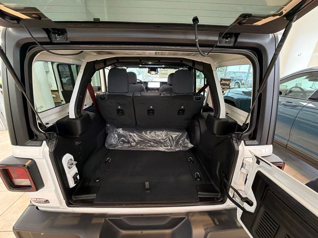 2026 Jeep Wrangler JLJL74