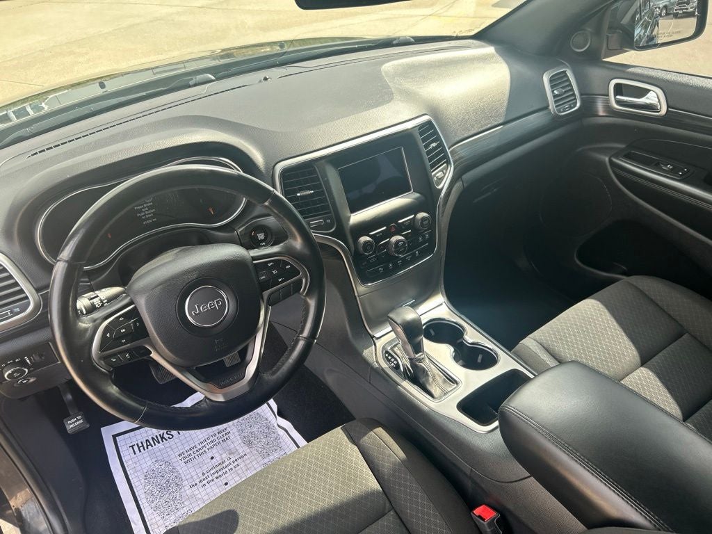 2020 Jeep Grand Cherokee Laredo E