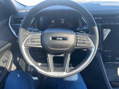 2027 Jeep Grand Cherokee Laredo X