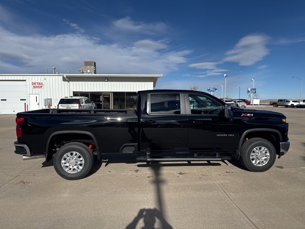 2026 Chevrolet Silverado 3500HD LT