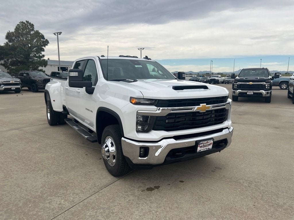 2026 Chevrolet Silverado 3500HD LT