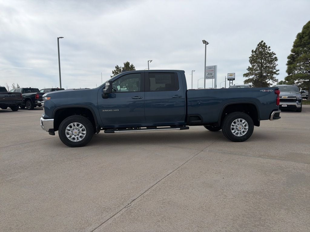 2026 Chevrolet Silverado 3500HD LT