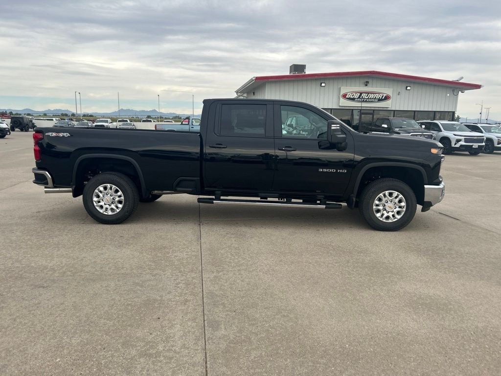 2026 Chevrolet Silverado 3500HD LT