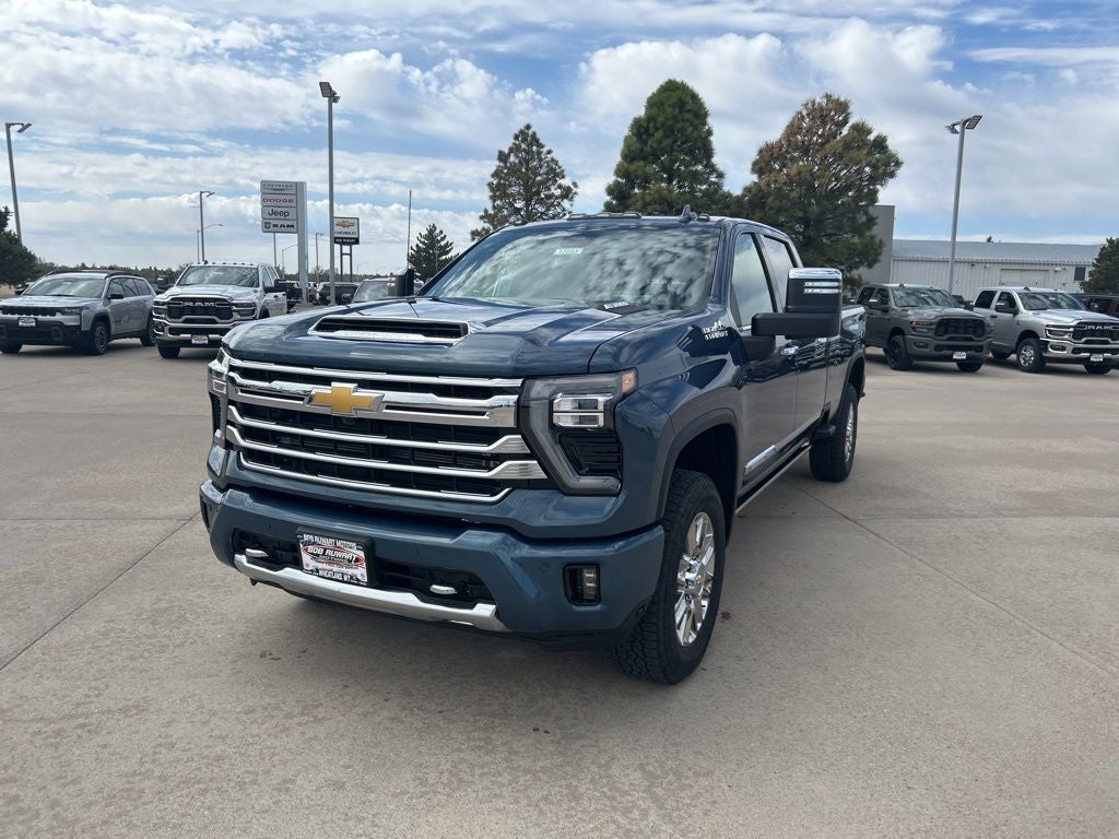 2026 Chevrolet Silverado 3500HD High Country