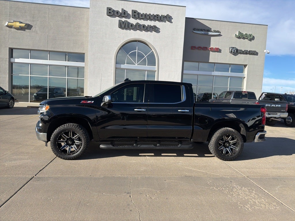 2024 Chevrolet Silverado 1500 LTZ