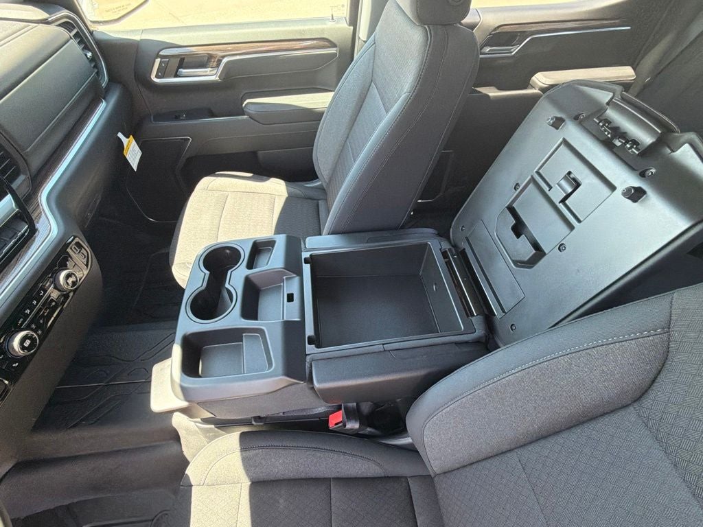 2026 Chevrolet Silverado 1500 LT LT1