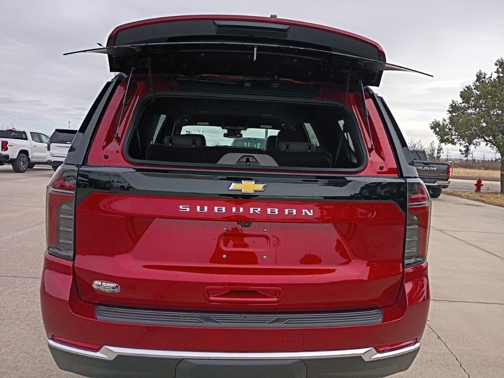 2026 Chevrolet Suburban LS