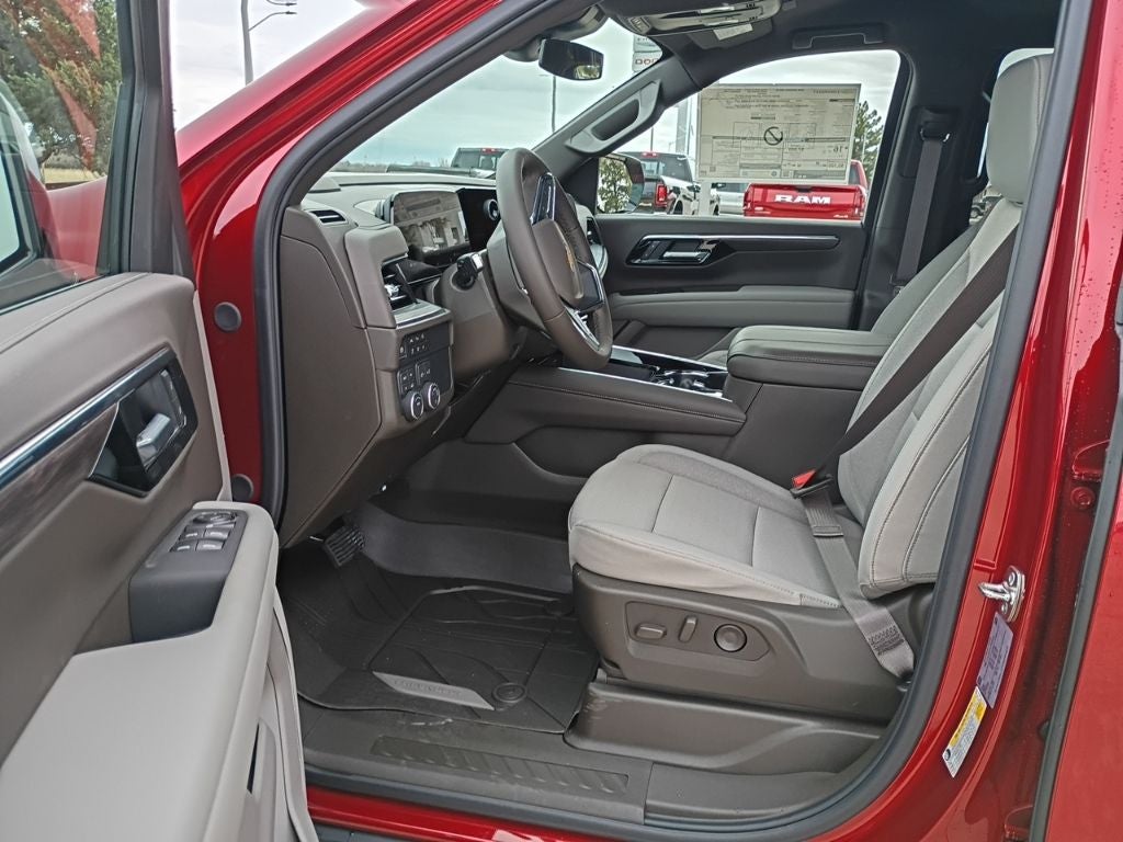 2026 Chevrolet Suburban LS