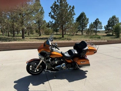 2014 Harley-Davidson Electra Glide Ultra Limited FLHTK