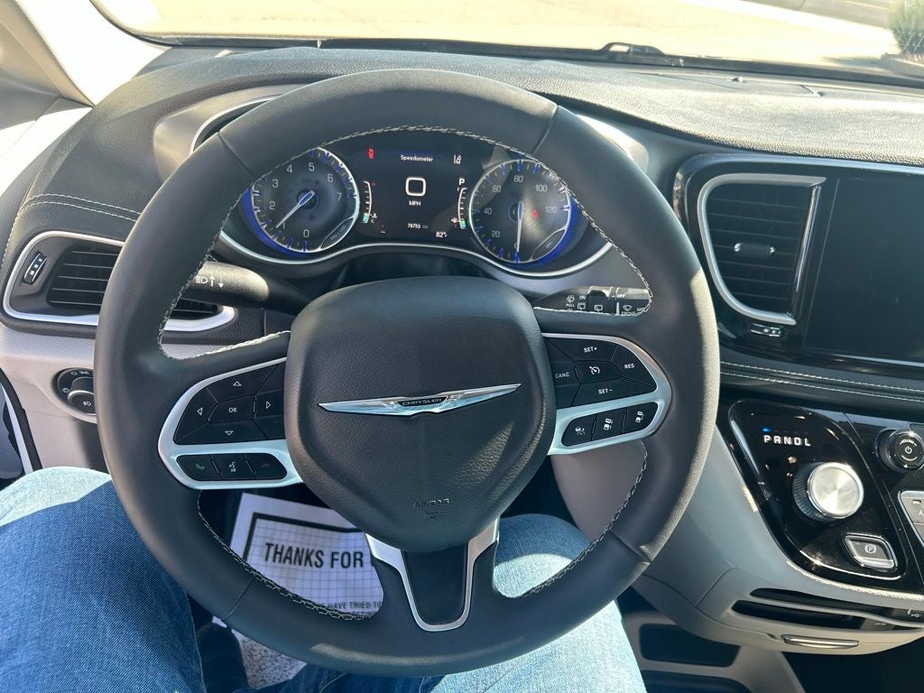 2022 Chrysler Pacifica Touring L