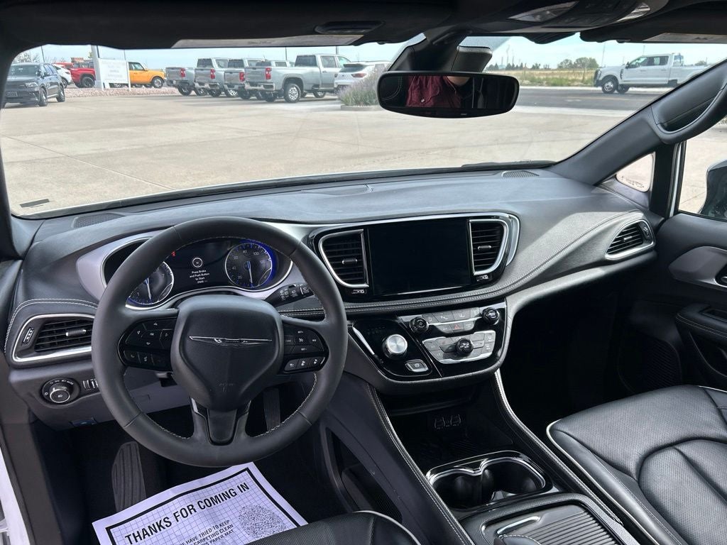 2025 Chrysler Pacifica Limited