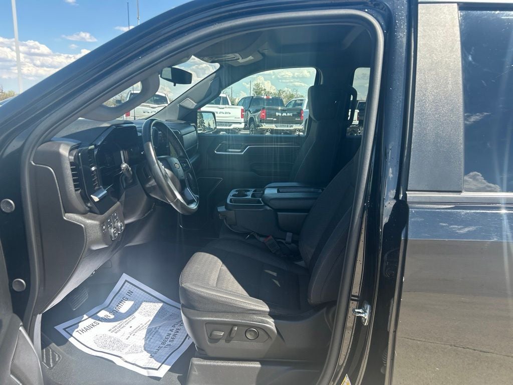 2025 Chevrolet Silverado 1500 LT LT1