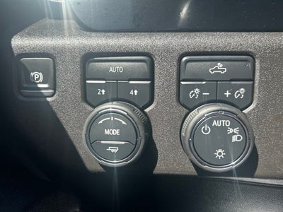 2025 Chevrolet Silverado 1500 LT LT1