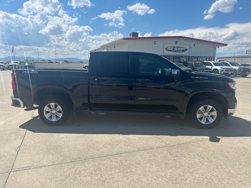 2025 Chevrolet Silverado 1500 LT LT1